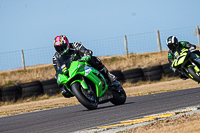 anglesey-no-limits-trackday;anglesey-photographs;anglesey-trackday-photographs;enduro-digital-images;event-digital-images;eventdigitalimages;no-limits-trackdays;peter-wileman-photography;racing-digital-images;trac-mon;trackday-digital-images;trackday-photos;ty-croes